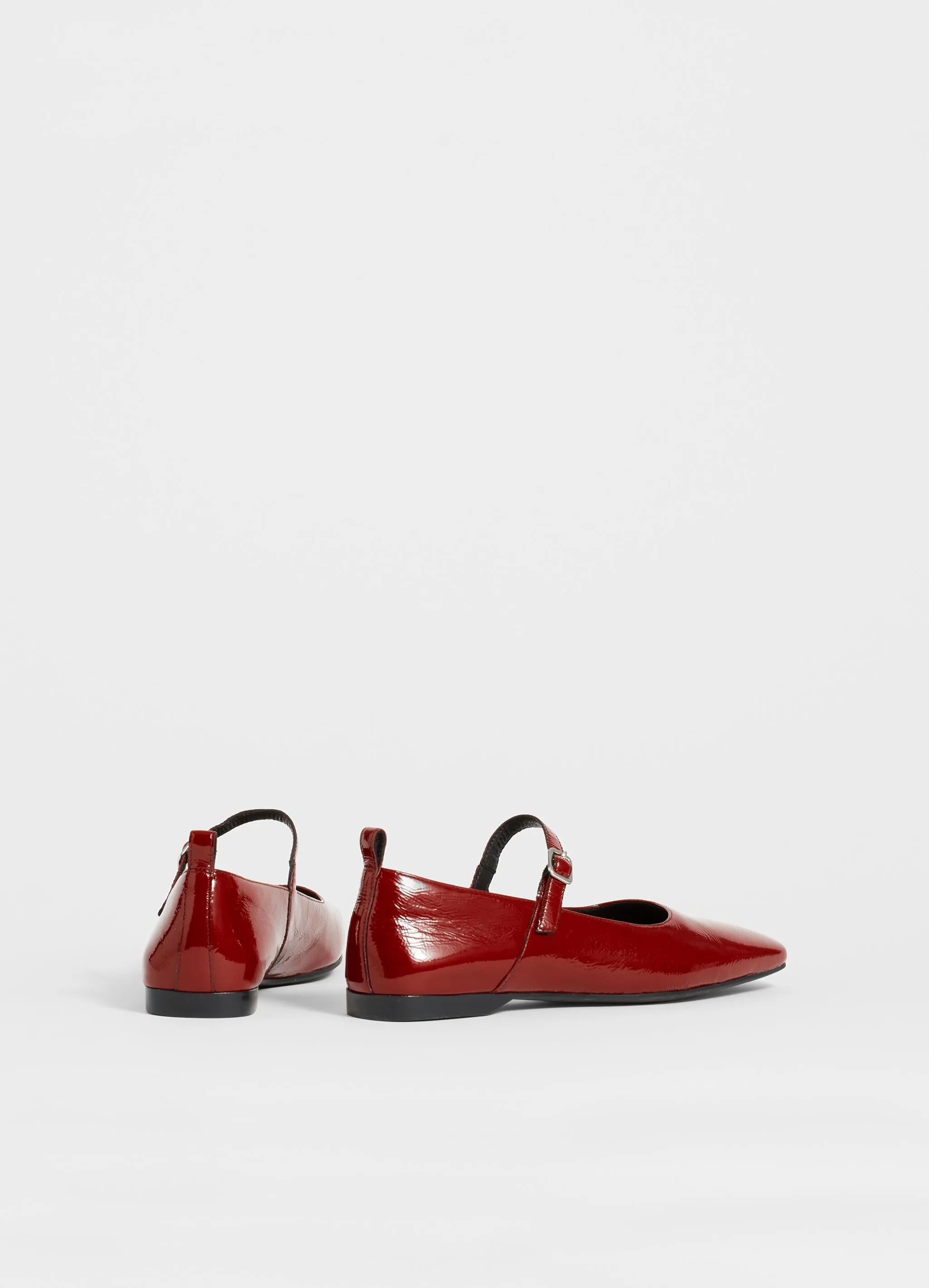 5307-460 Delia - Dark Red
