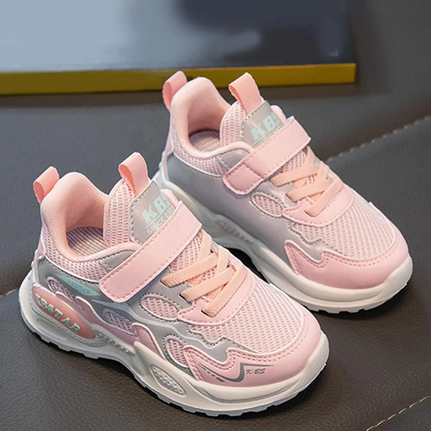Fashion All Seasons Children Sports Girls Flat Lightweight Mesh Breathable and Comfortable Solid Hook Size 2 Baby Shoes