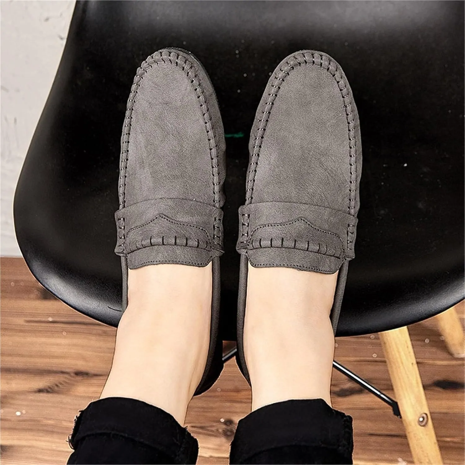 Mens Loafers Shoe Solid Color Round Toe PU Leather Flexible Slip Resistant Flat Heel Outdoor Slip-ons